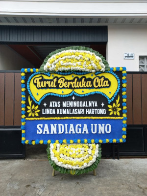 Papan Bunga Duka di Darmaji